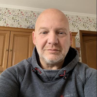 David 56 ans Oisy le Verger