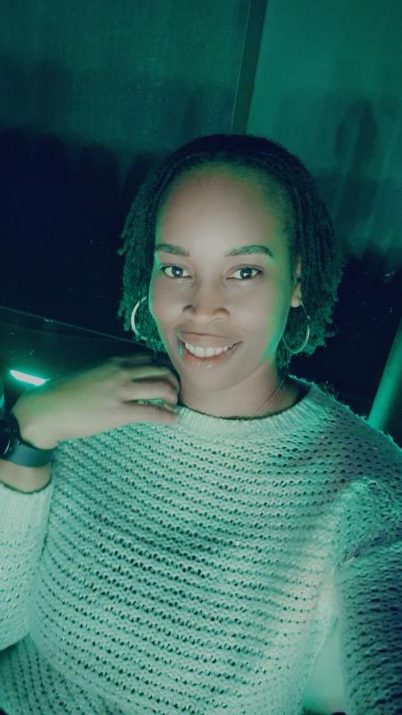 Katya Taly 35 ans paris 15eme arrondissement