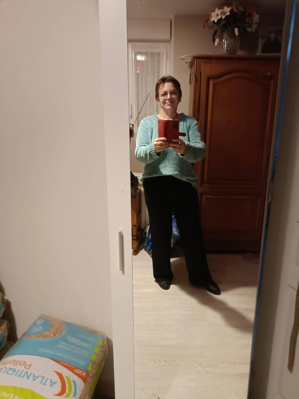 lilou 58 ans Bourges