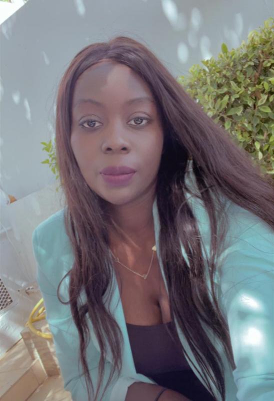 Noemie 32 ans Clermont Ferrand