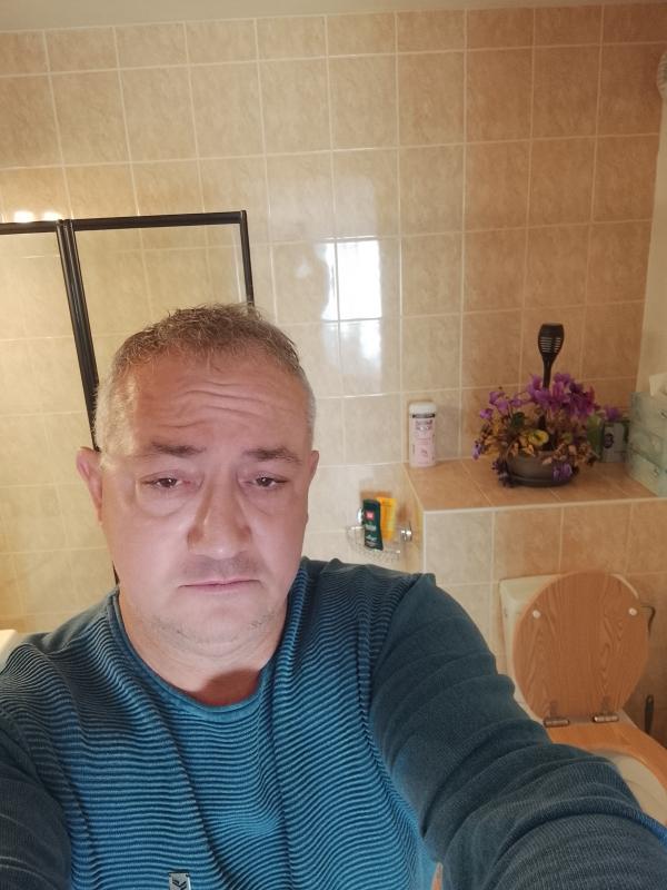 Lulu  54 ans Albertville