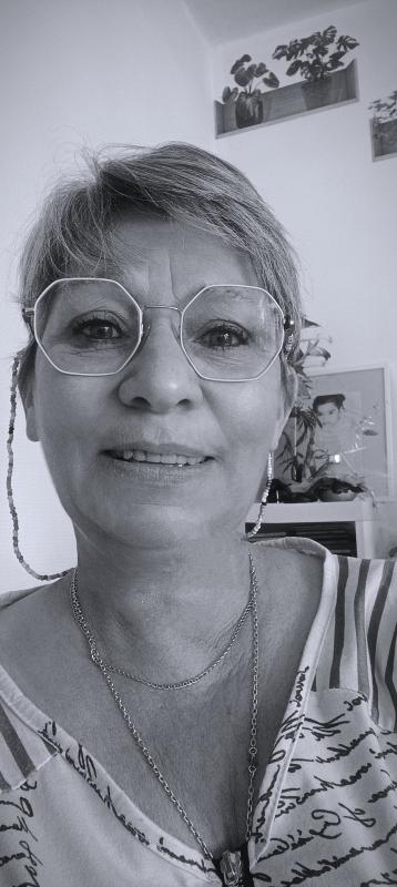 Aliénor  61 ans Mer