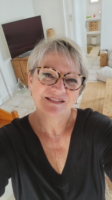 Marie  61 ans Sorgues