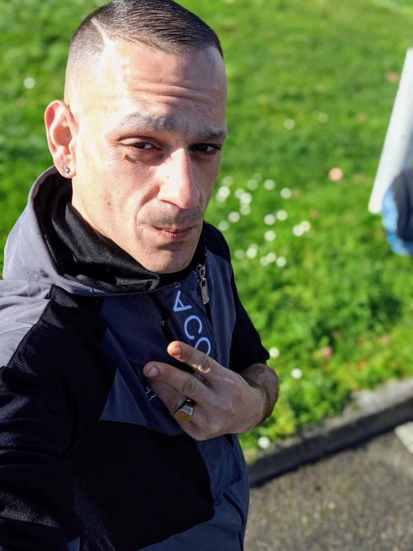 inconnuuu 35 ans Mont de Marsan