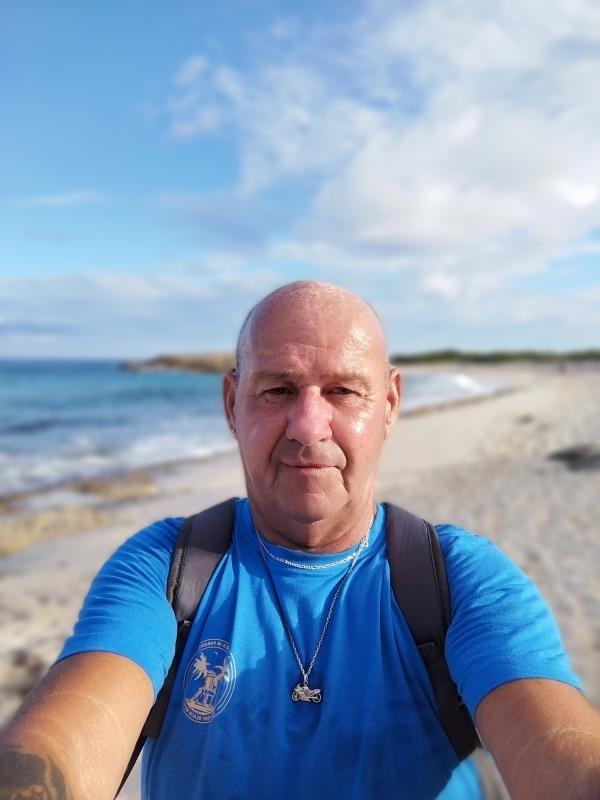 Philippe 62 ans La Chapelle Saint Ursin