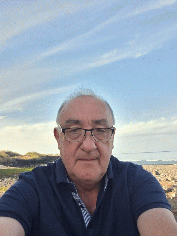 Rene  63 ans Bézenet