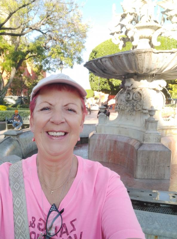 Nadine  66 ans Nailloux