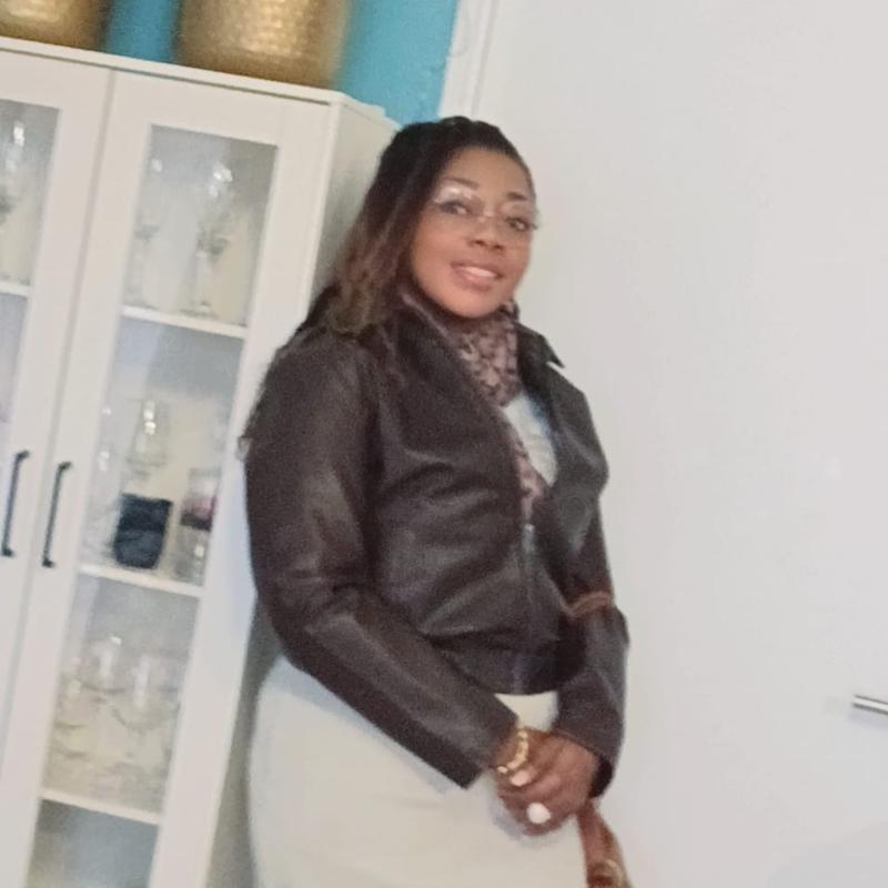 Brigitte 41 ans Lorient