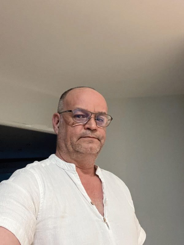 David 53 ans Martres de Veyre