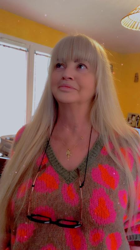 Nicole 69 ans La Destrousse