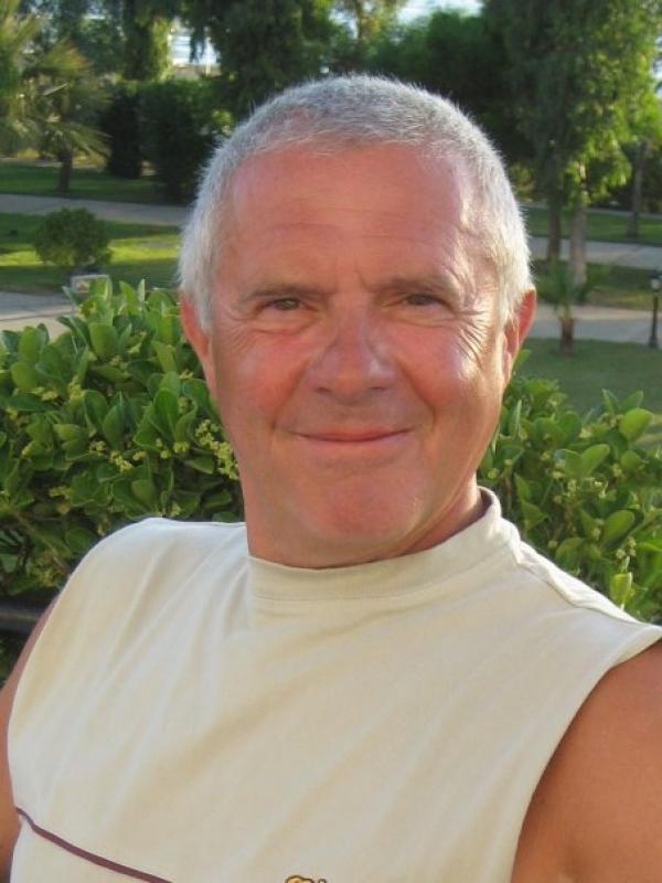 Massimiliano 65 ans Strasbourg