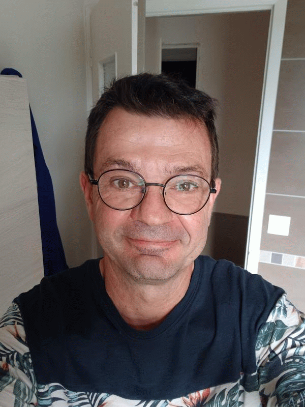 Laurent  57 ans Joinville