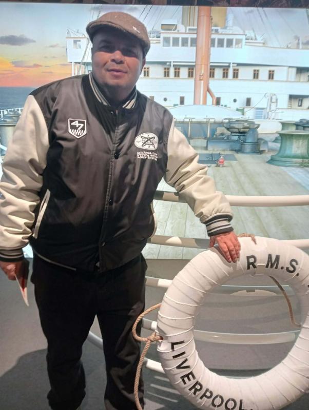 Pierre  55 ans Vénissieux