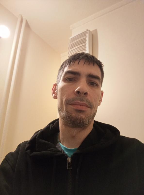 tinkete 44 ans Montereau faut Yonne