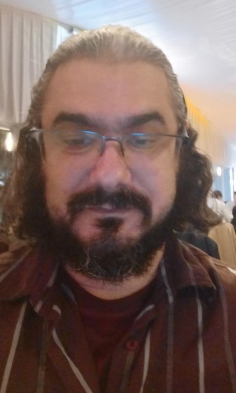 Asqaenat 18 ans La Valette du Var