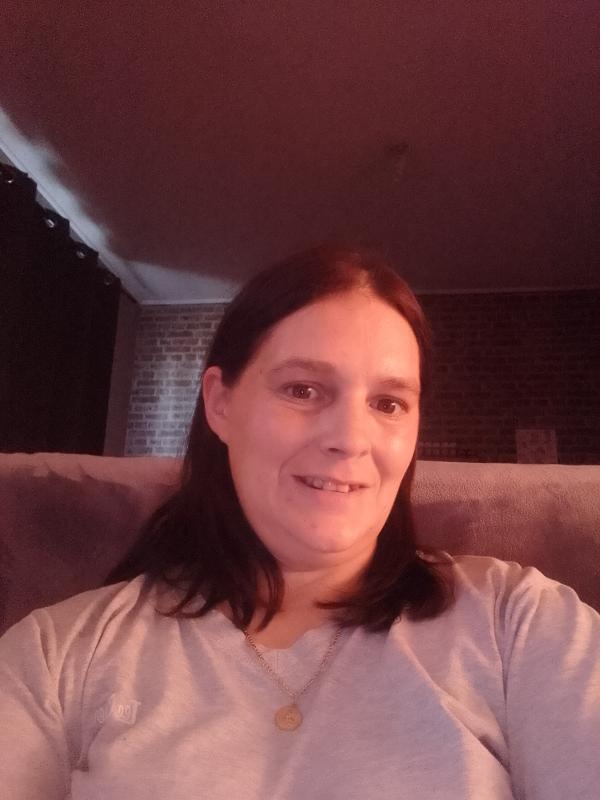 Tiffany Delannoy 35 ans La Fère