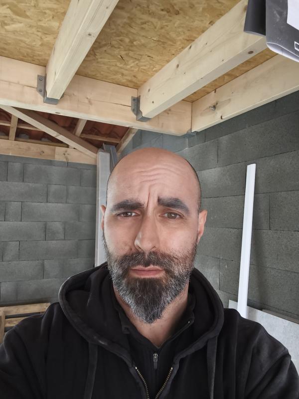 Laurent 43 ans Le Poiré sur Vie