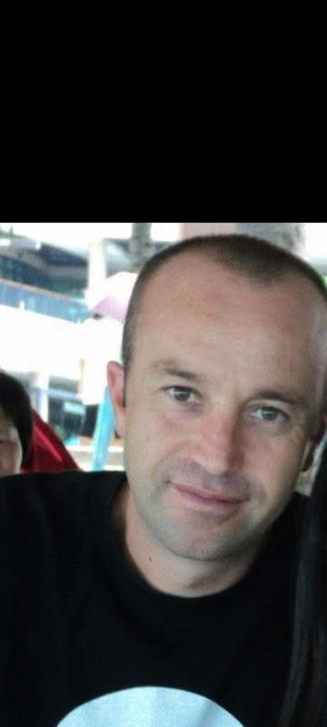 Riccardo  54 ans Ajaccio