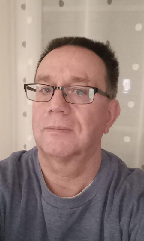 Pollux 61 ans Troyes