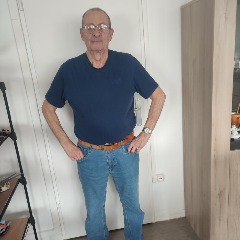 Jean Marc  82 ans Bruay la Buissière