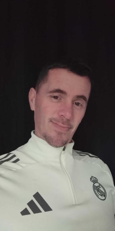 david 41 ans Poitiers