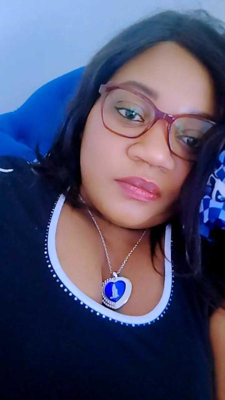 Juliette  43 ans Angers