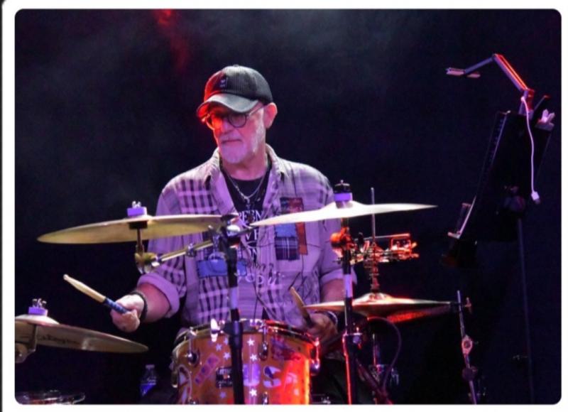 Roberto  66 ans Limoges