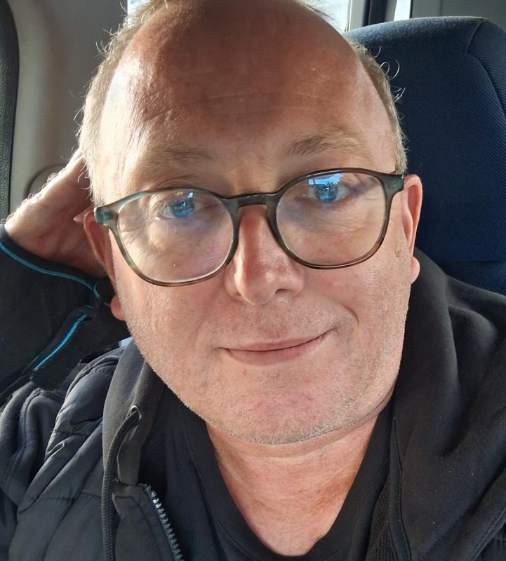 Julien 60 ans Étampes