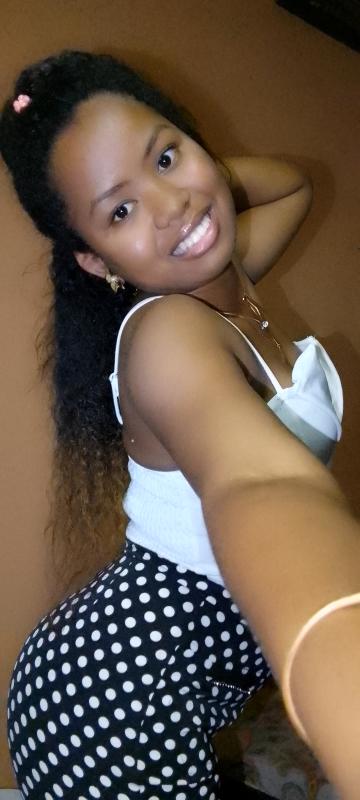 Davy Aurelia 24 ans paris 1er arrondissement