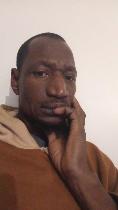 Serselle  48 ans Nanterre