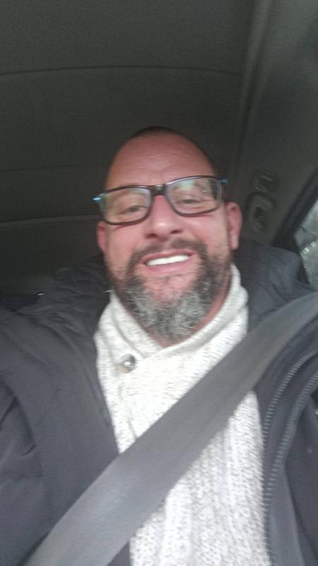 chris 48 ans Sadirac