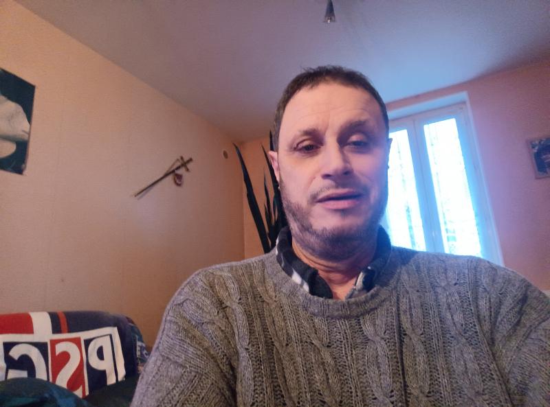 Philippe  18 ans Ars les Favets