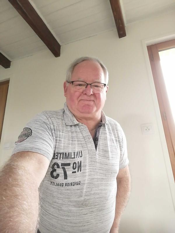 Hubert Acthergal 72 ans Audruicq