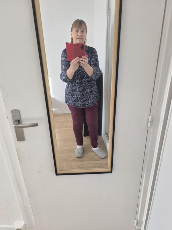 Geneviève  68 ans Chalon sur Saône