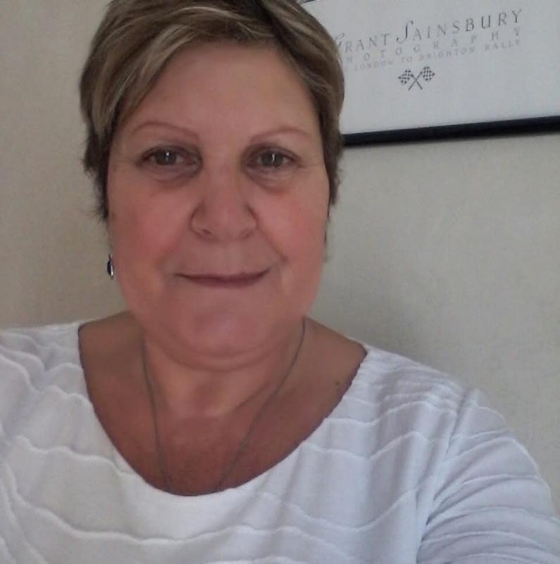 Josiane  74 ans Le Pellerin