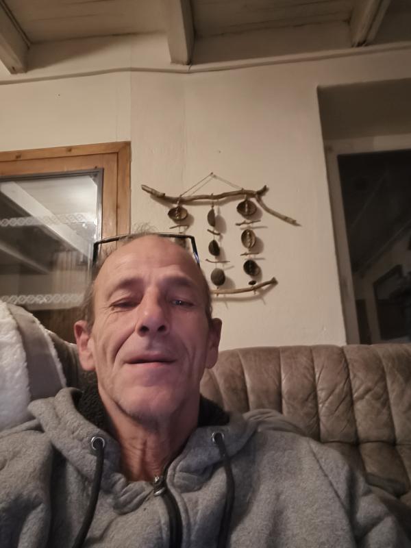 Christian  58 ans Aiguilhe