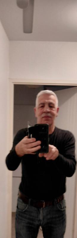 Francois  66 ans Toulon