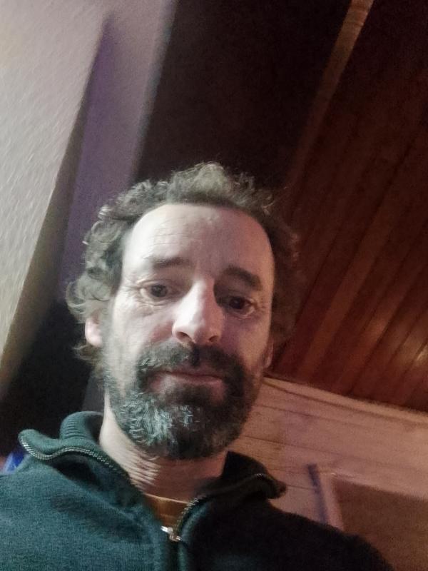 Sébastien  48 ans Inzinzac Lochrist