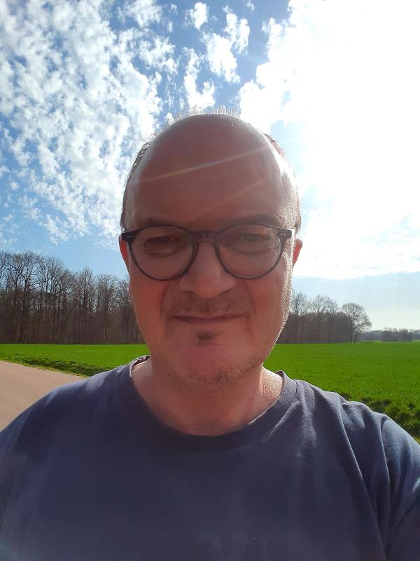Hugo 53 ans Troyes