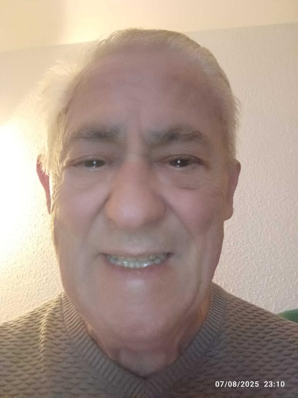 Antonio  76 ans Mulhouse