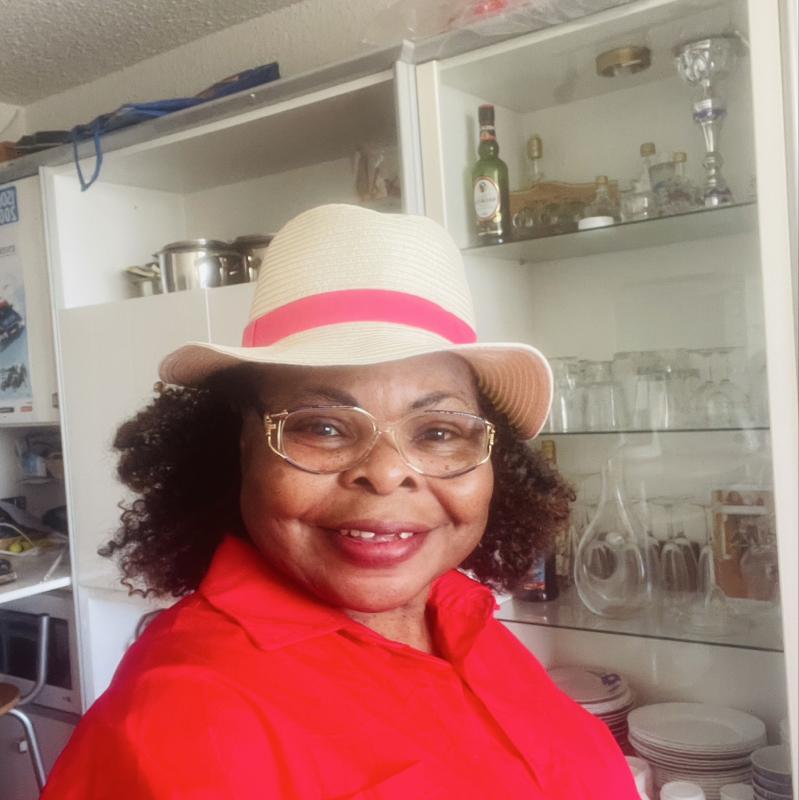 Emilie 55 ans Antibes