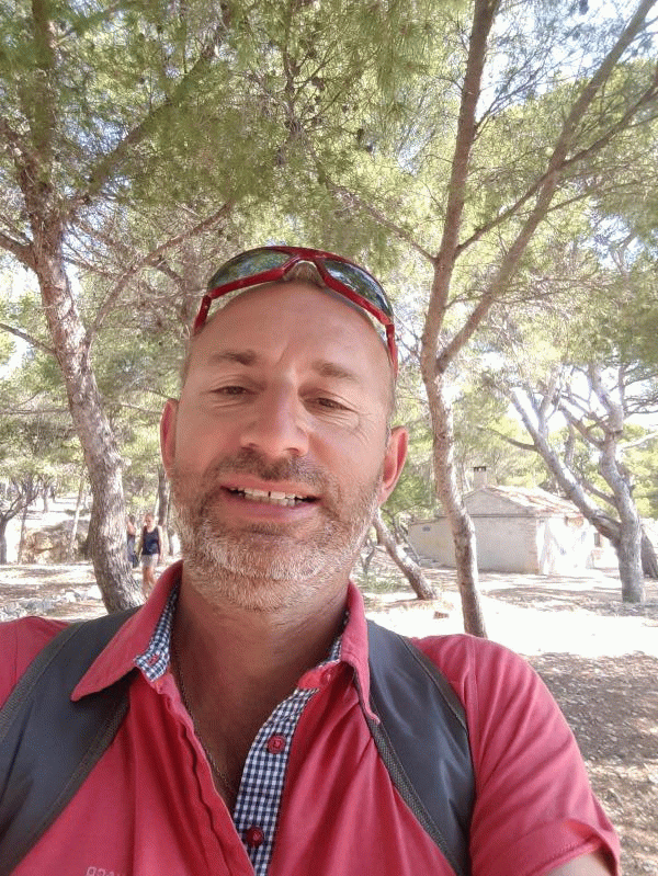 Laurent  58 ans Castres