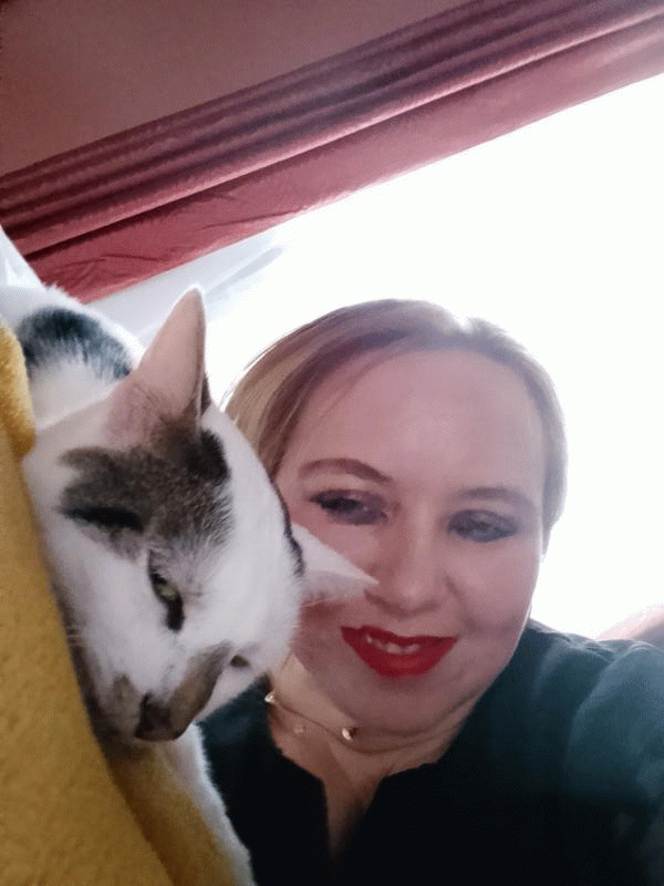 Alexandra  39 ans Charleville Mézières