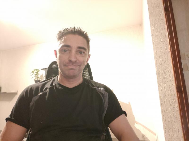 Cyrille  49 ans marseille 14eme arrondiss