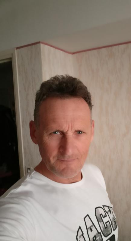 marc 66 ans marseille 10eme arrondiss