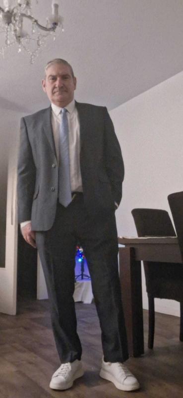 Sébastien  61 ans lyon 8eme arrondissement