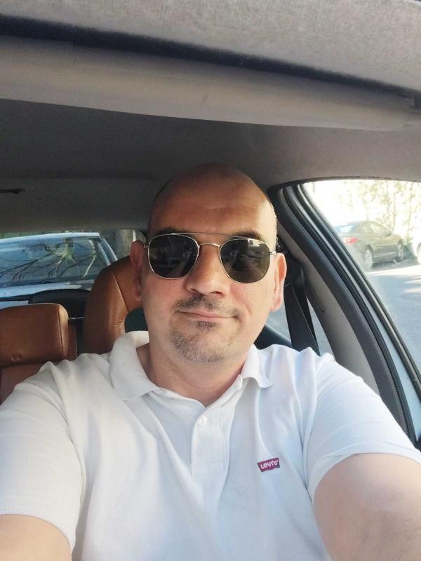 cedric 09 44 ans Varilhes