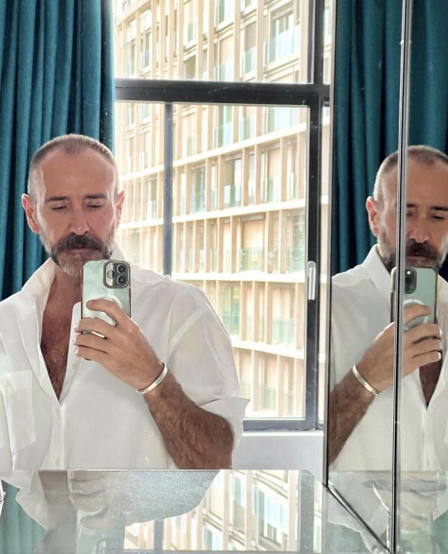 André 48 ans Vignol