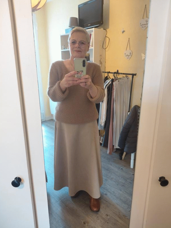 Josiane  66 ans Rouillé