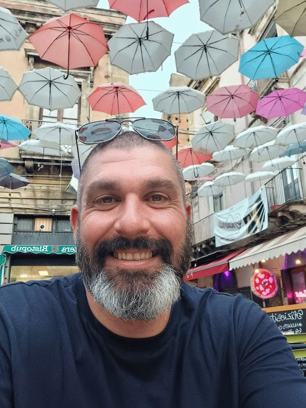 Cyril  46 ans Levroux